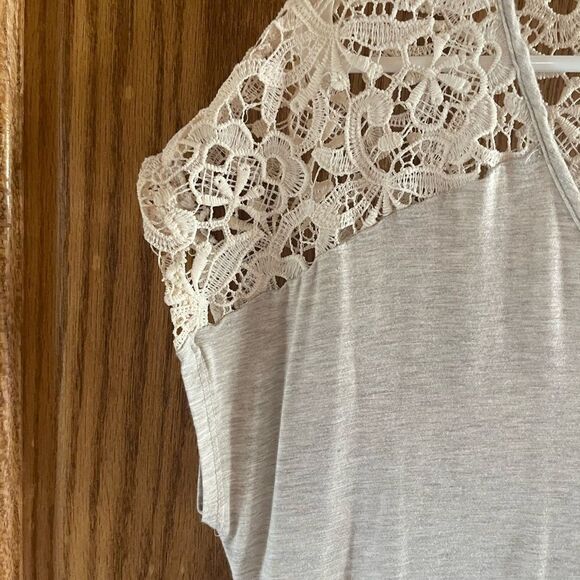 Womens Large Ivory love Lace top - Picture 4 of 5